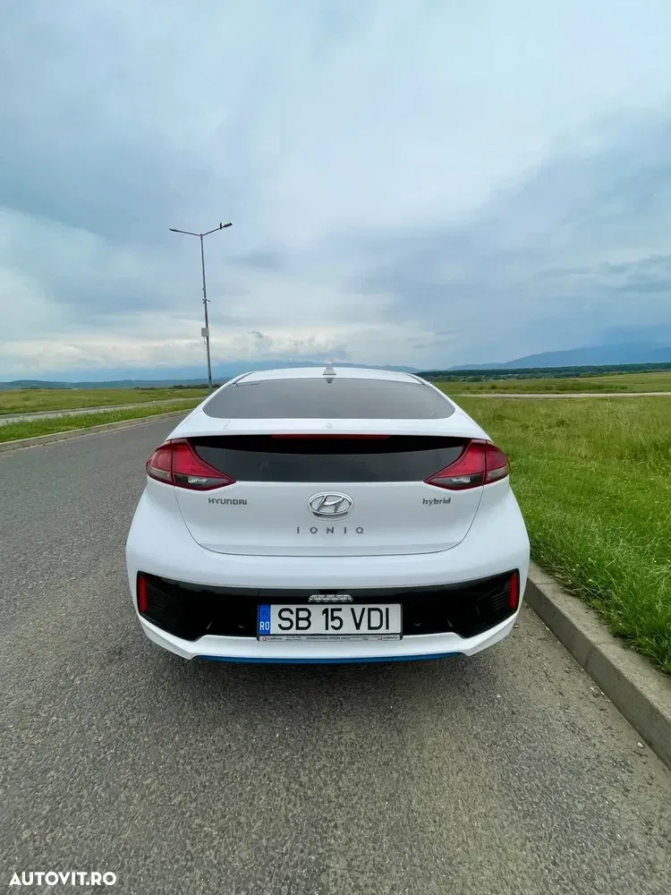 Hyundai IONIQ 141CP Exclusive — imagine 3