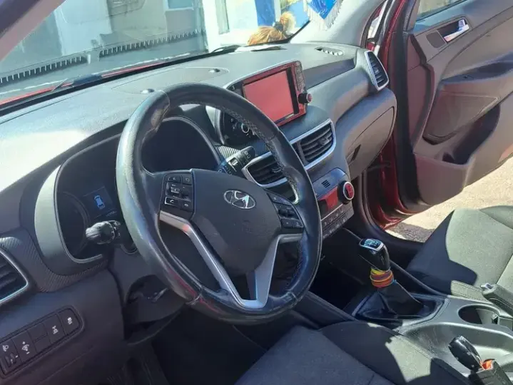 Hyundai Tucson 1.6 CRDi 4WD 6MT Style