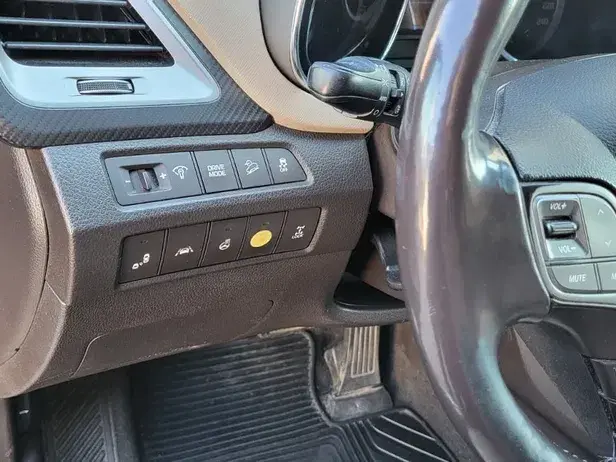 Hyundai Santa Fe III