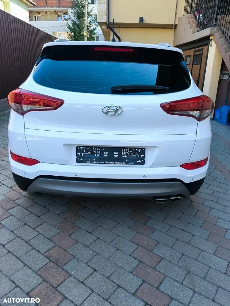 Hyundai Tucson III 2.0 CRDI 4WD Advantage — imagine 4