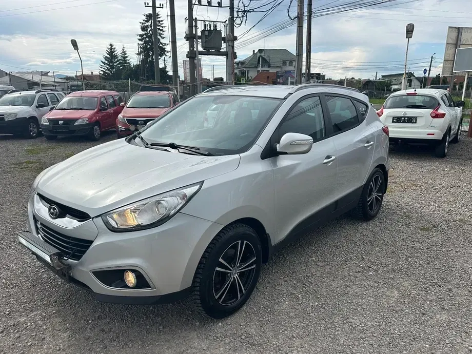 Hyundai ix35 2.0 CRDI 4WD Trend — imagine 2