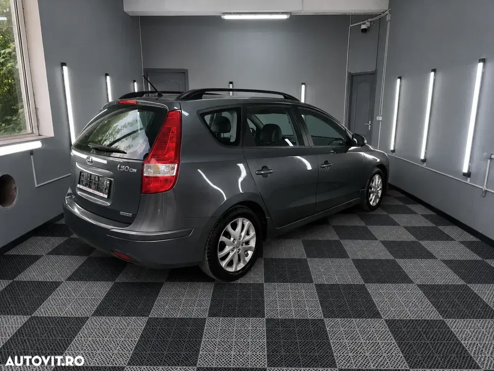 Hyundai i30 I 1.6 CRDI GL VM Comfort — imagine 4