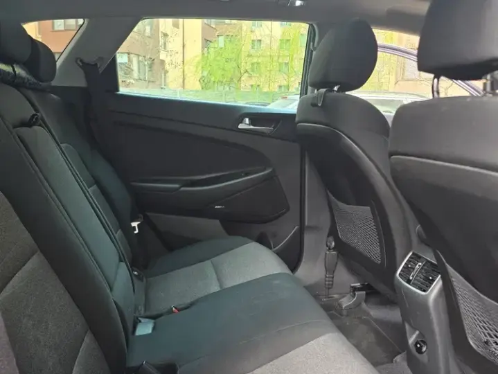 Hyundai Tucson III blue 1.6 CRDi 2WD DCT Style
