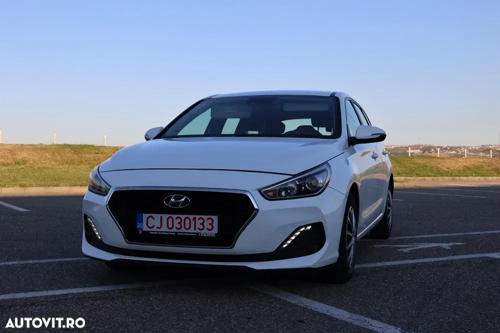 Hyundai i30 III 1.6 CRDI Select — imagine 2