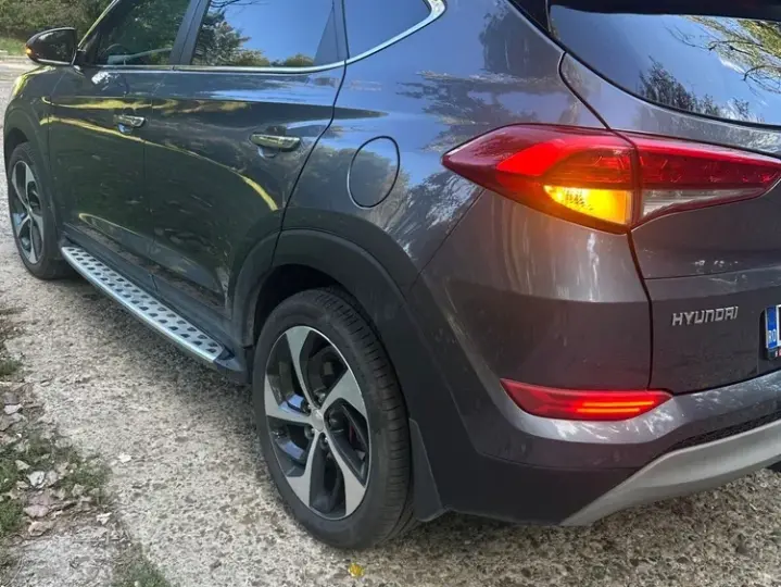 Hyundai Tucson III 1.6 T-GDi 4WD 7DCT Premium+ Design Pack