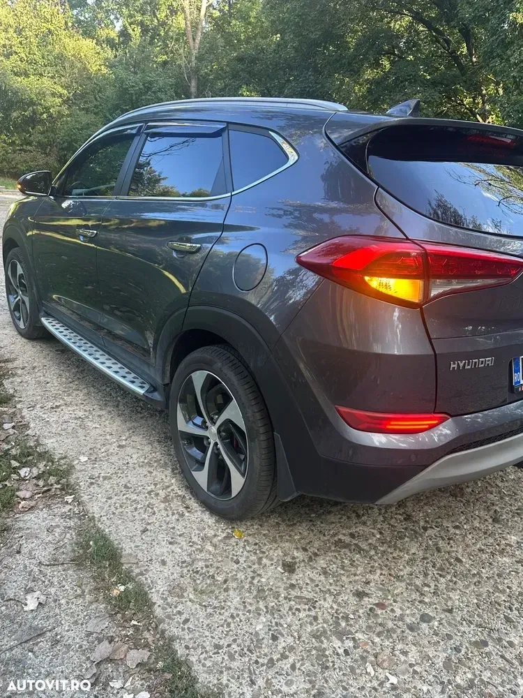 Hyundai Tucson III 1.6 T-GDi 4WD 7DCT Premium+ Design Pack — imagine 2