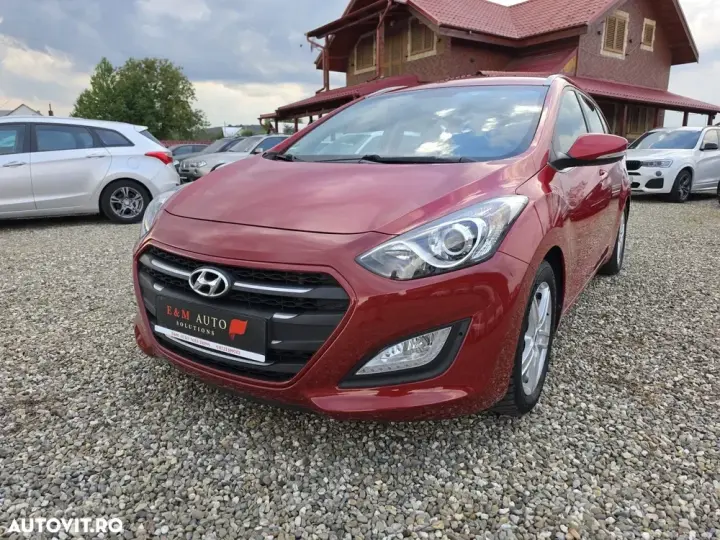 Hyundai i30 II 1.6 CRDI Trend