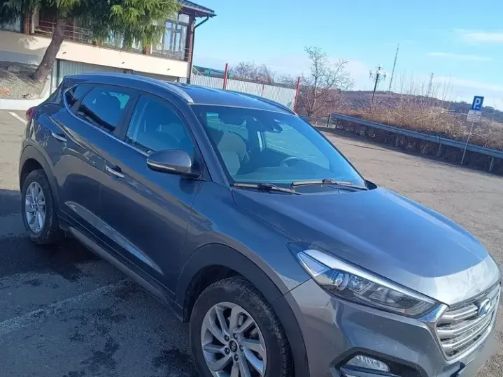 Hyundai Tucson III blue 1.7 CRDi 2WD DCT Passion