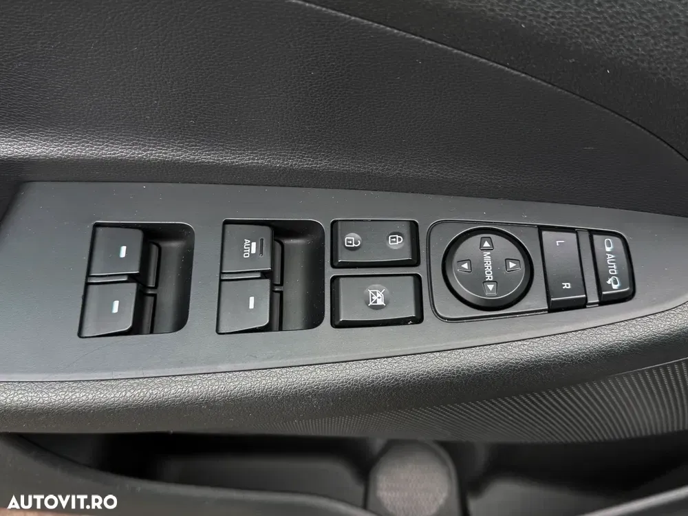 Hyundai Tucson III blue 1.7 CRDi 2WD DCT Premium — imagine 5