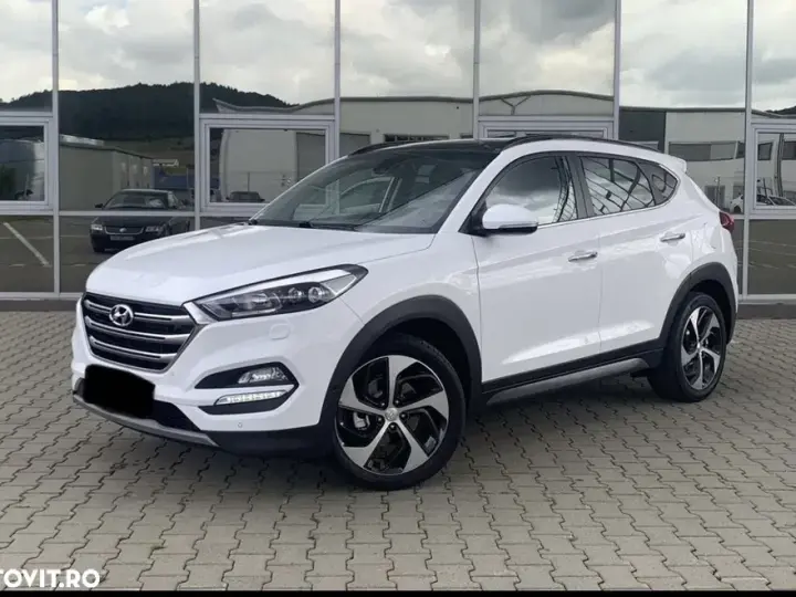 Hyundai Tucson III 2.0 CRDI 4WD 6AT Premium+ Design Pack