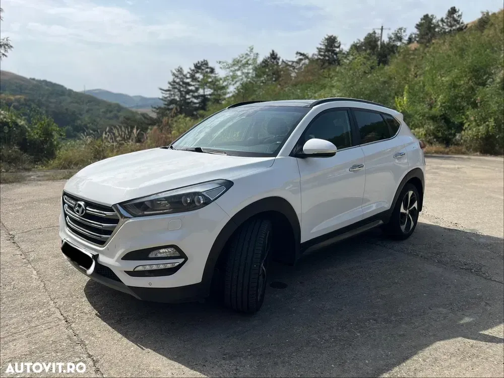 Hyundai Tucson III 2.0 CRDI 4WD 6AT Luxury+ — imagine 5