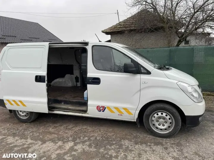 Hyundai H-1