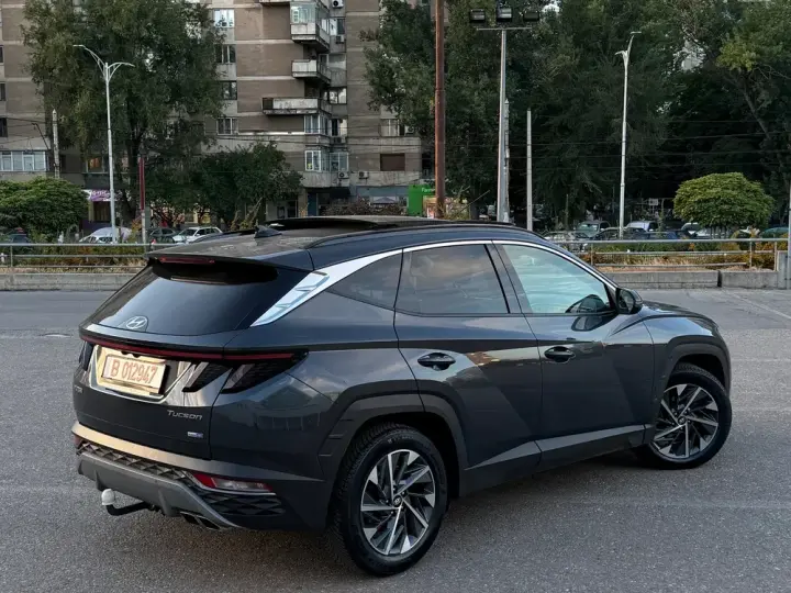 Hyundai Tucson IV 1.6 CRDi 48V-Hybrid 2WD DCT Select