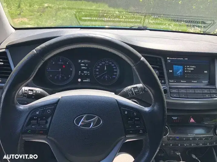 Hyundai Tucson III 2.0 CRDI 4WD 6AT Luxury+