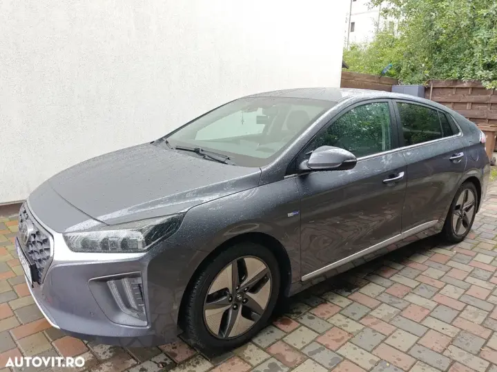 Hyundai IONIQ 1.6 GDI Premium