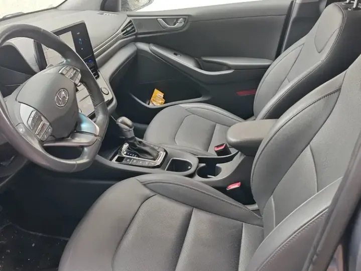 Hyundai IONIQ 1.6 GDI Premium