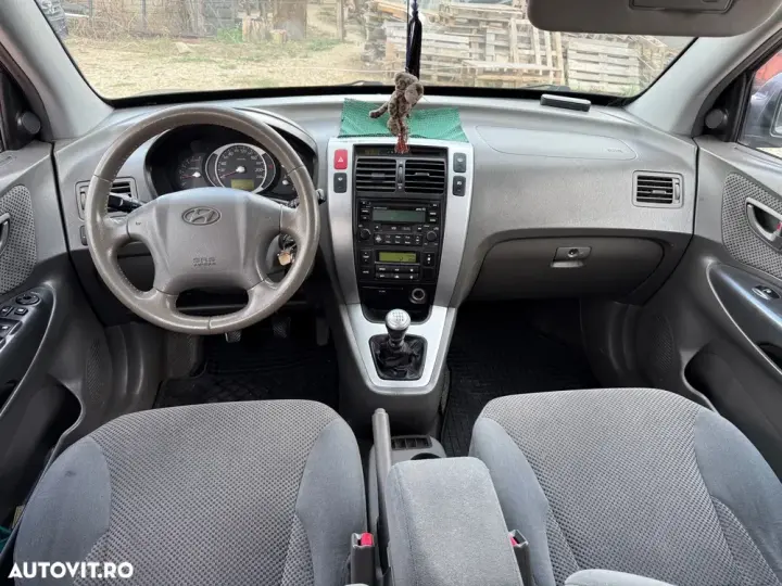 Hyundai Tucson I 2.0 CRDI VGT GLS 4WD STD