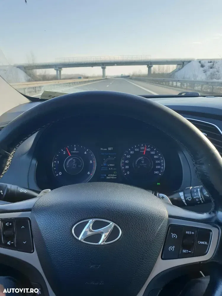 Hyundai i40 — imagine 4