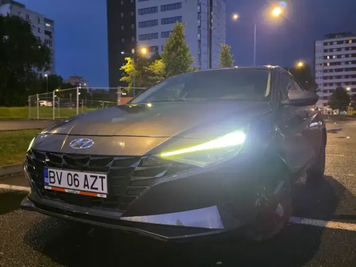Hyundai Elantra 1.6 l 123 CP CVT Highway