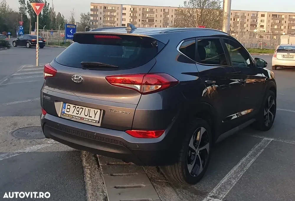 Hyundai Tucson blue 1.6 CRDi 2WD DCT Premium — imagine 3