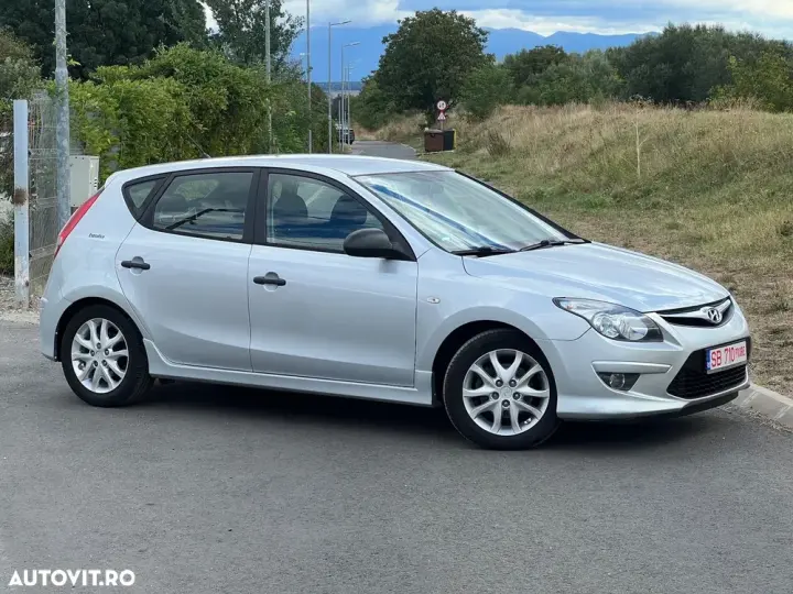 Hyundai i30 1.6 CRDI FIFA WM Edition