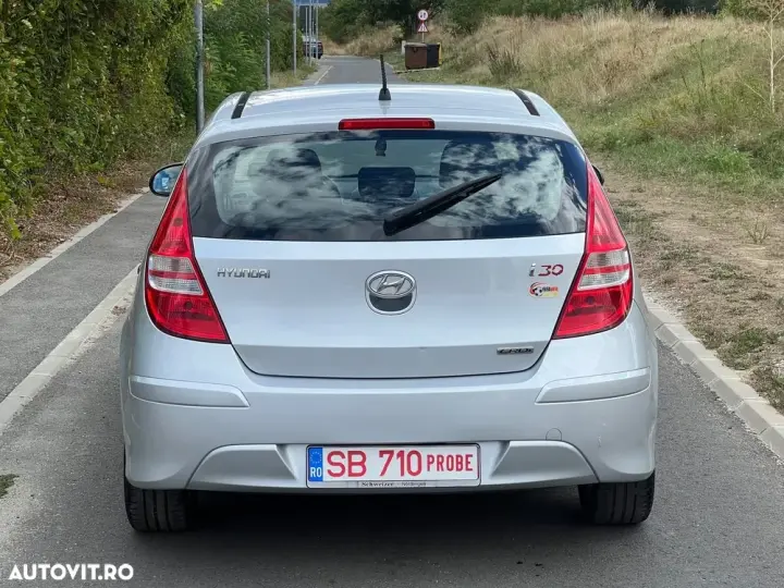 Hyundai i30 1.6 CRDI FIFA WM Edition