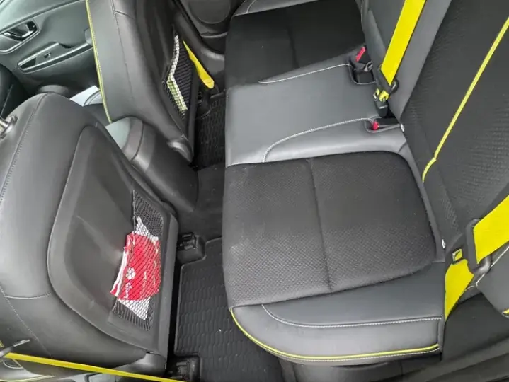 Hyundai Kona 1.6 T-GDI 4WD Aut. Luxury +