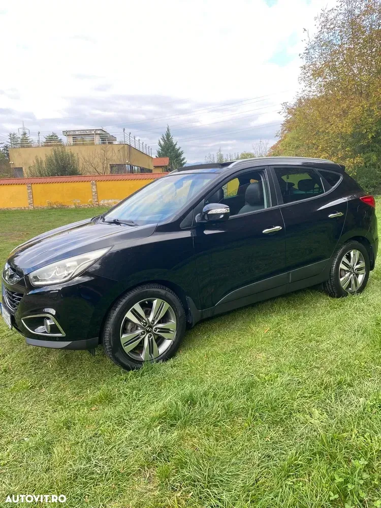 Hyundai ix35 2.0 CRDI 4WD Automatik Finale Gold — imagine 6