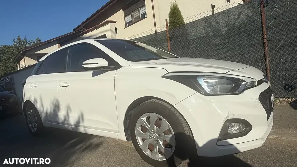 Hyundai i20 II 1.25 M/T ISG Comfort — imagine 2