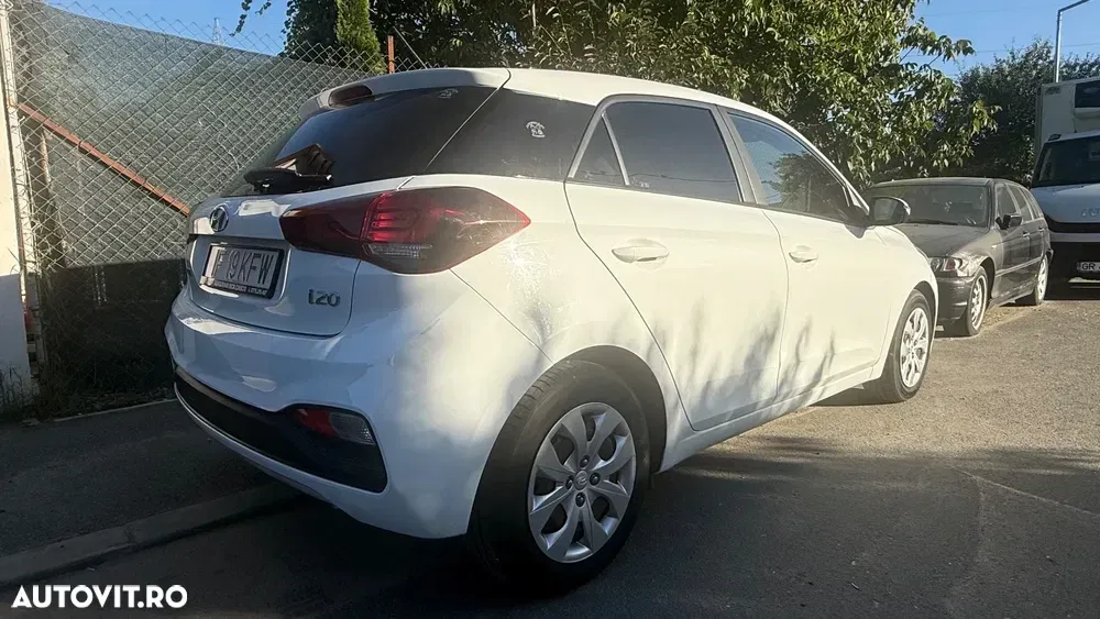 Hyundai i20 II 1.25 M/T ISG Comfort — imagine 3