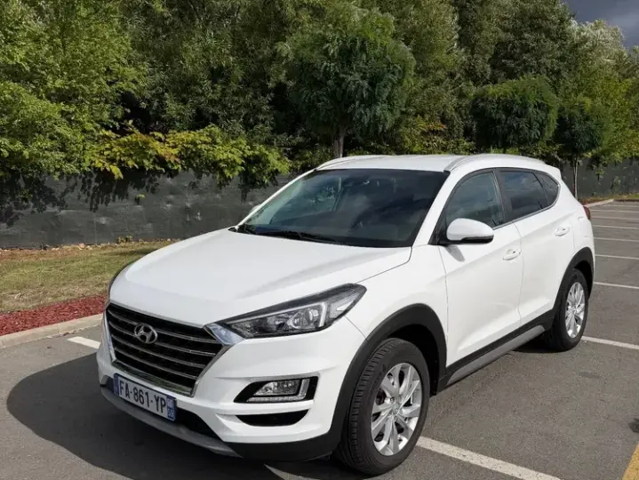 Hyundai Tucson blue 1.6 CRDi 2WD Advantage+