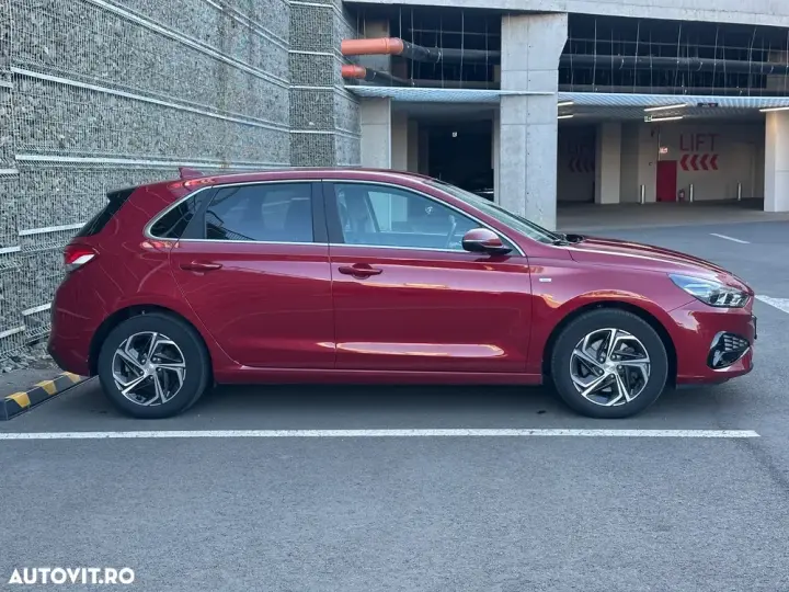 Hyundai i30 III 1.5 T-GDI MHEV 160CP 7DCT Highway