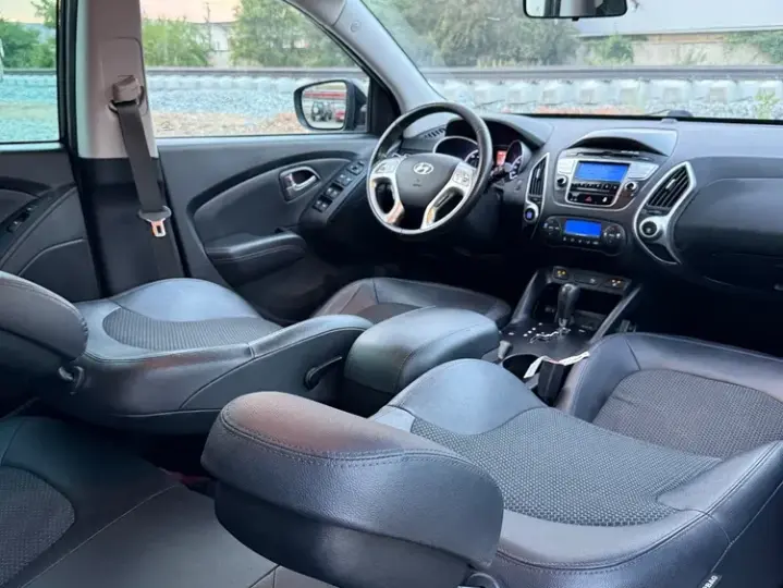 Hyundai ix35 2.0 CRDI High 4WD GLS Aut. Luxury