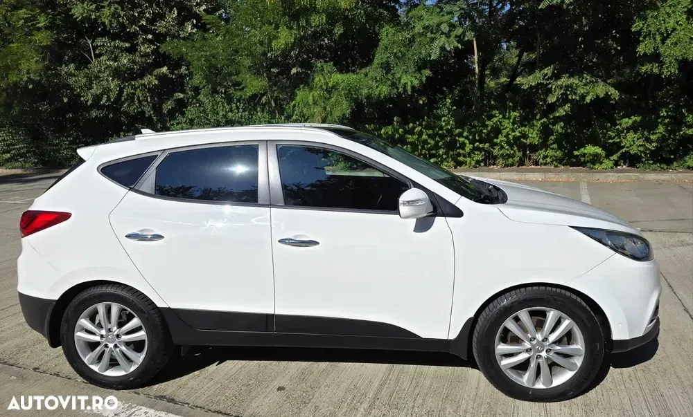 Hyundai ix35 2.0 CRDI 4WD Automatik Luxury — imagine 4