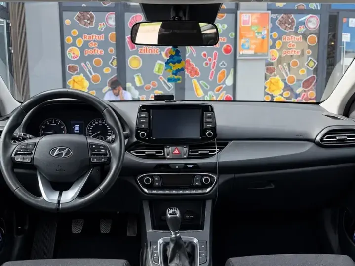 Hyundai i30 1.5 110CP 5DR M/T Highway