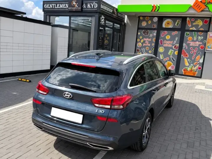 Hyundai i30 1.5 110CP 5DR M/T Highway