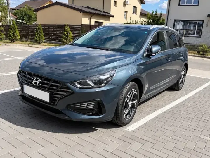 Hyundai i30 1.5 110CP 5DR M/T Highway