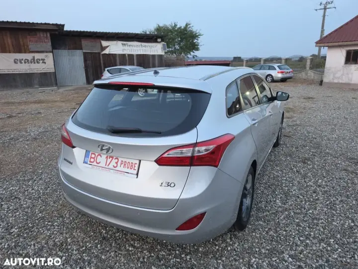 Hyundai i30 II blue 1.6 CRDi Classic