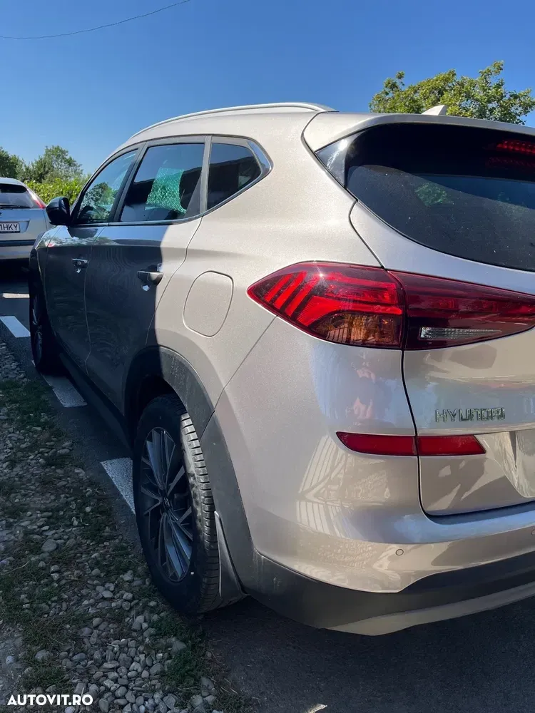 Hyundai Tucson III 1.6 T-GDi 4WD 7DCT Premium+ Design Pack — imagine 4