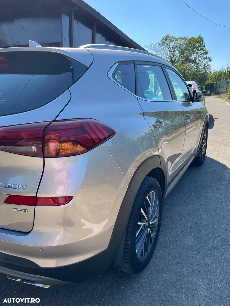Hyundai Tucson III 1.6 T-GDi 4WD 7DCT Premium+ Design Pack — imagine 3