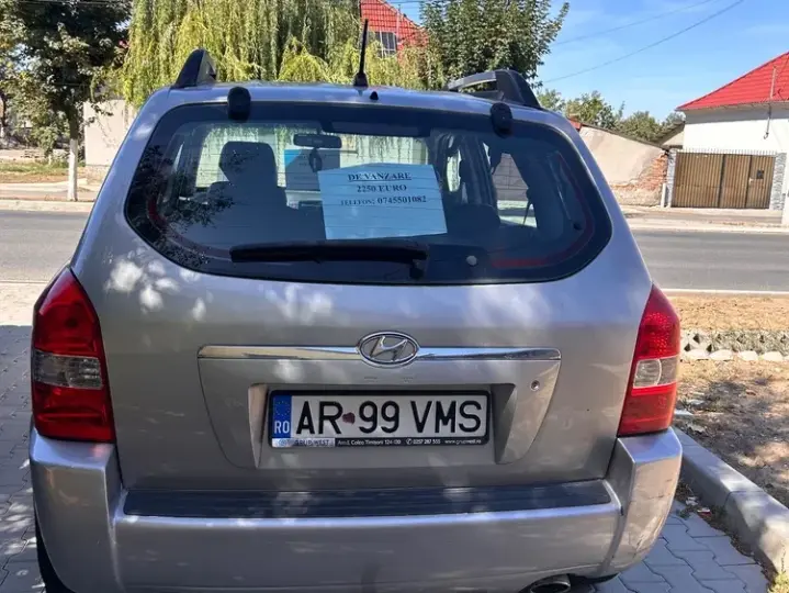 Hyundai Tucson I 2.0 CRDI VGT GLS 2WD MT CLASSIC