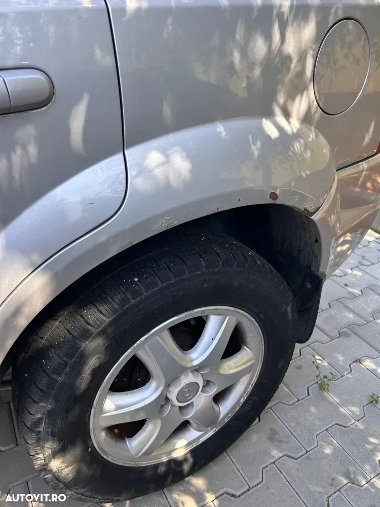 Hyundai Tucson I 2.0 CRDI VGT GLS 2WD MT CLASSIC — imagine 3