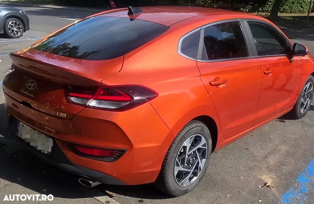 Hyundai i30 III 1.5 T-GDI 140CP 7DCT MHEV Highway — imagine 3