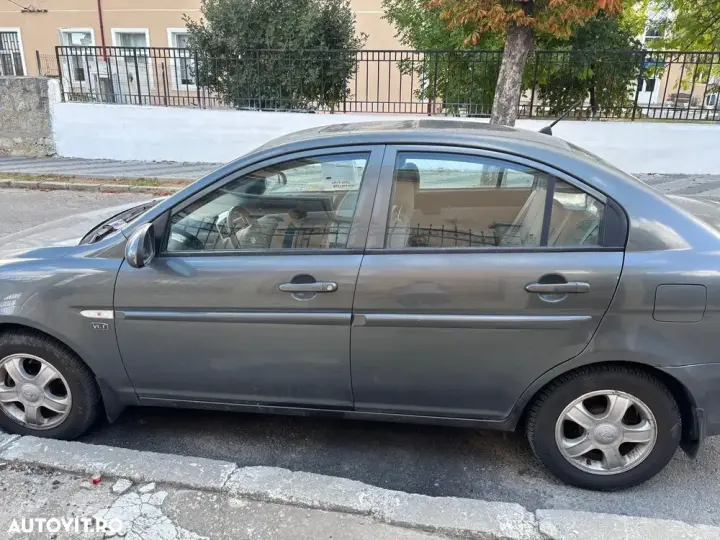 Hyundai Accent MC 1.5 CRDI 4DR GL COMFORT