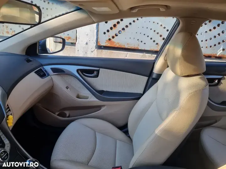 Hyundai Elantra V 1.6 MPi Aut. Highway+