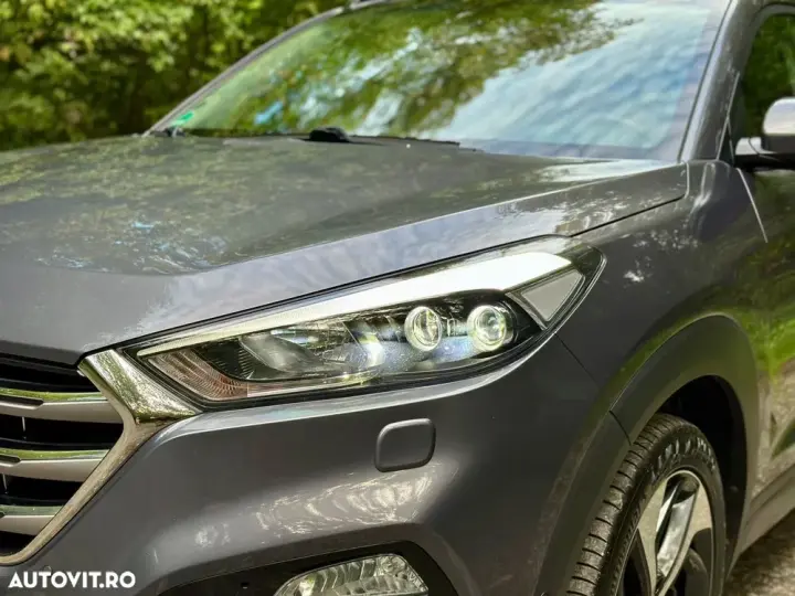 Hyundai Tucson 2.0 CRDI 4WD 6AT Luxury+