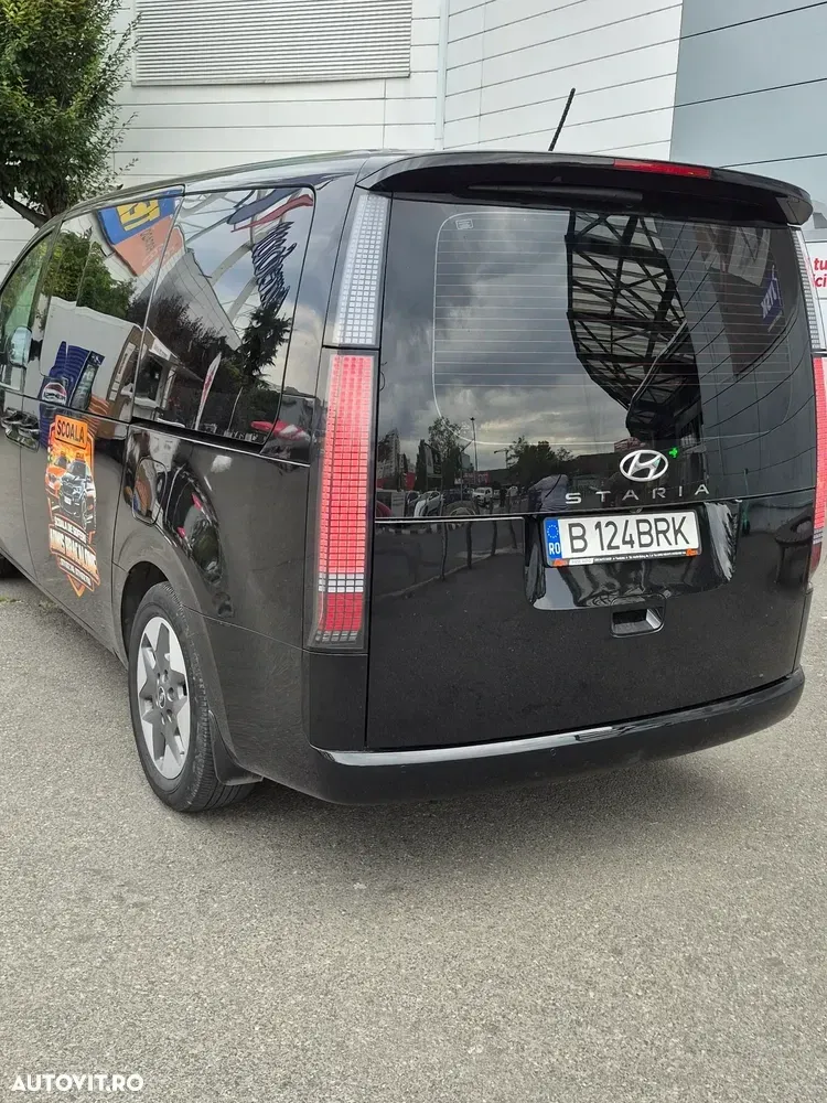 Hyundai Staria 1.6I 215CP 6AT 9 locuri HEV Premium — imagine 2