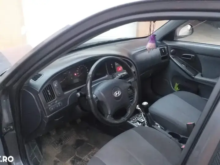 Hyundai Elantra III 1.6 F/L