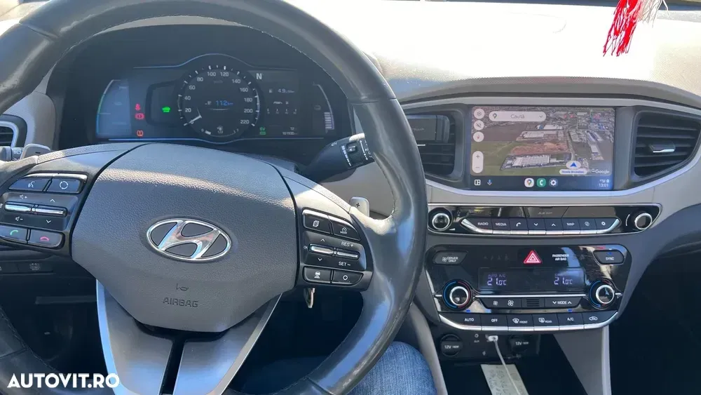 Hyundai IONIQ — imagine 3