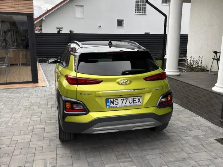 Hyundai Kona 1.0 T-GDI 2WD Luxury +